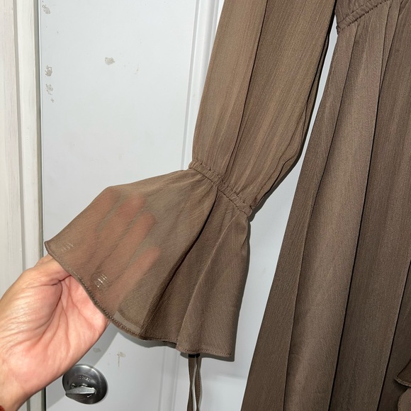 Rokoko brown solid chiffon Flyaway Sleeve Midi Dress, Large - Picture 3 of 12